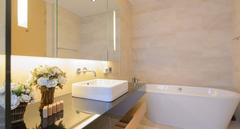 Wohnung zum Kauf mit 2 Zimmer in Sathon, Bangkok