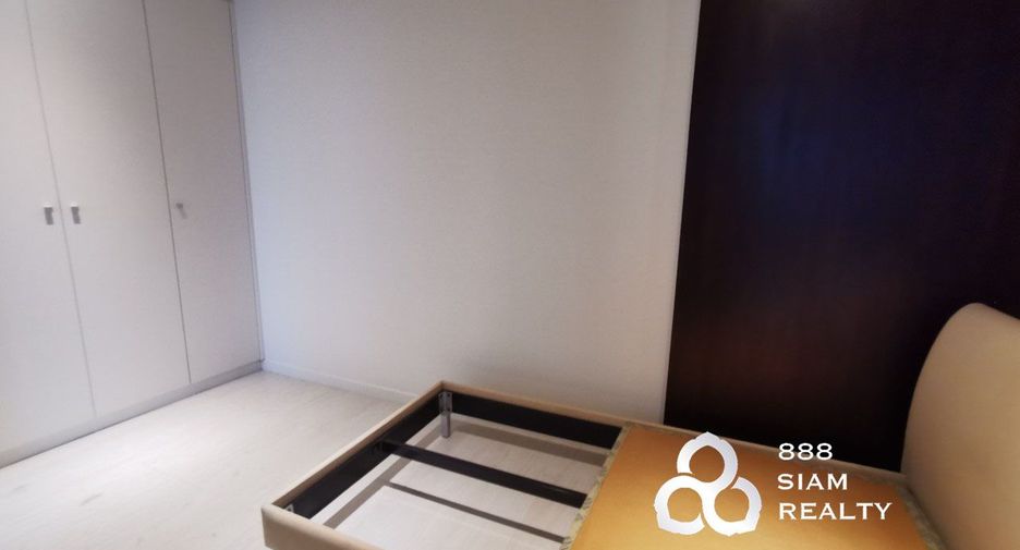 For sale 2 bedrooms condo in Yan Nawa, Bangkok