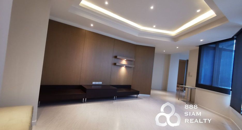For sale 2 bedrooms condo in Yan Nawa, Bangkok