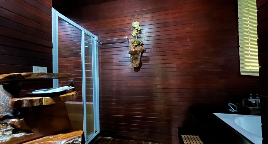 À vendre 15 chambres local commercial à Mueang Krabi, Krabi