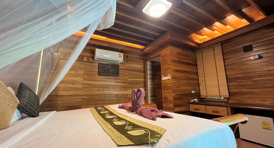 À vendre 15 chambres local commercial à Mueang Krabi, Krabi