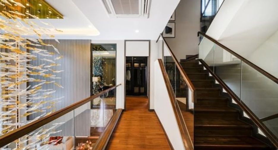 For rent 4 bedrooms house in Suan Luang, Bangkok