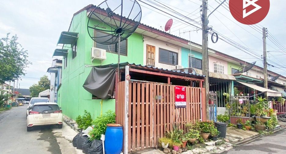 For sale studio townhouse in Krathum Baen, Samut Sakhon