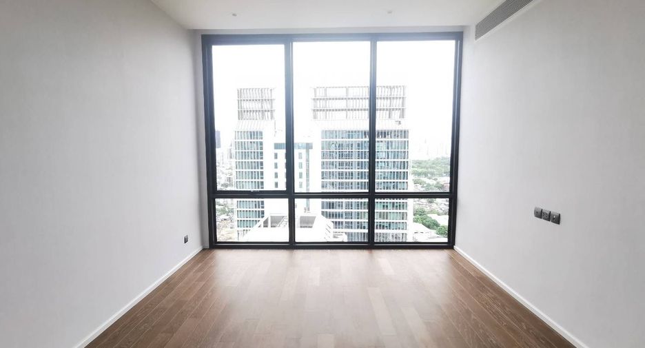 For rent and for sale 3 bedrooms condo in Pathum Wan, Bangkok