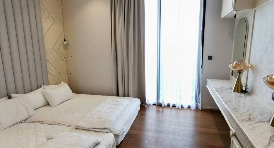 For rent and for sale 3 bedrooms condo in Pathum Wan, Bangkok