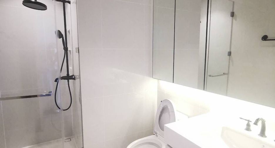For rent and for sale 3 bedrooms condo in Pathum Wan, Bangkok