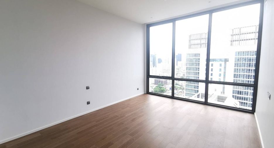 For rent and for sale 3 bedrooms condo in Pathum Wan, Bangkok