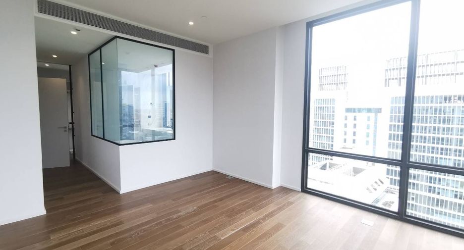 For rent and for sale 3 bedrooms condo in Pathum Wan, Bangkok