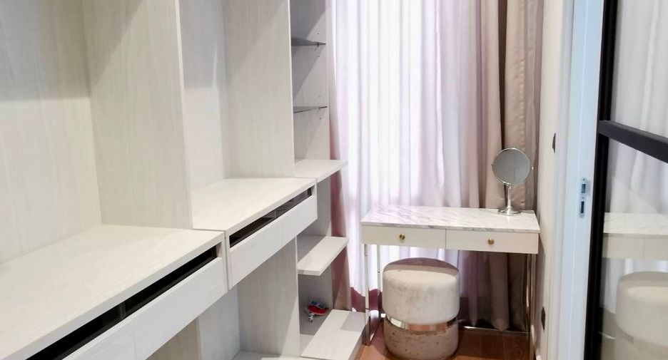 For rent and for sale 3 bedrooms condo in Pathum Wan, Bangkok