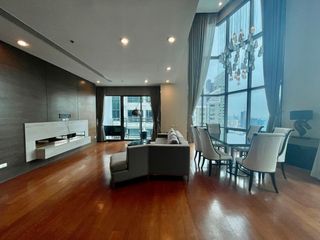 Wohnung zur Miete mit 3 Zimmer in Khlong Toei, Bangkok