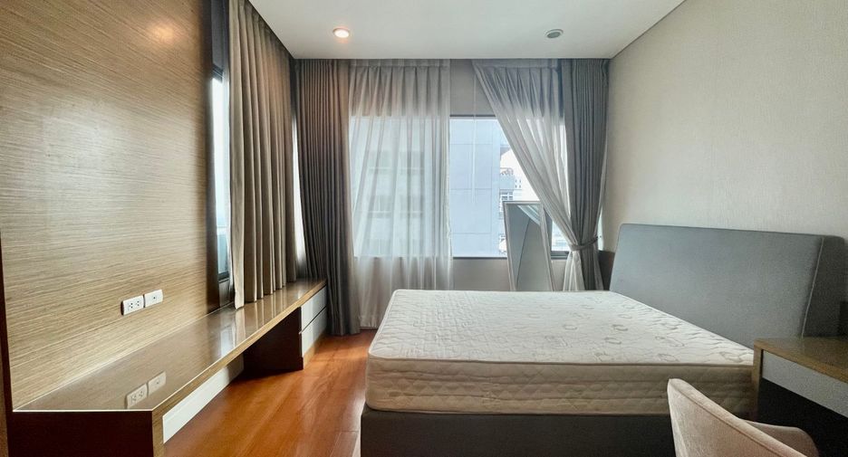 Wohnung zur Miete mit 3 Zimmer in Khlong Toei, Bangkok