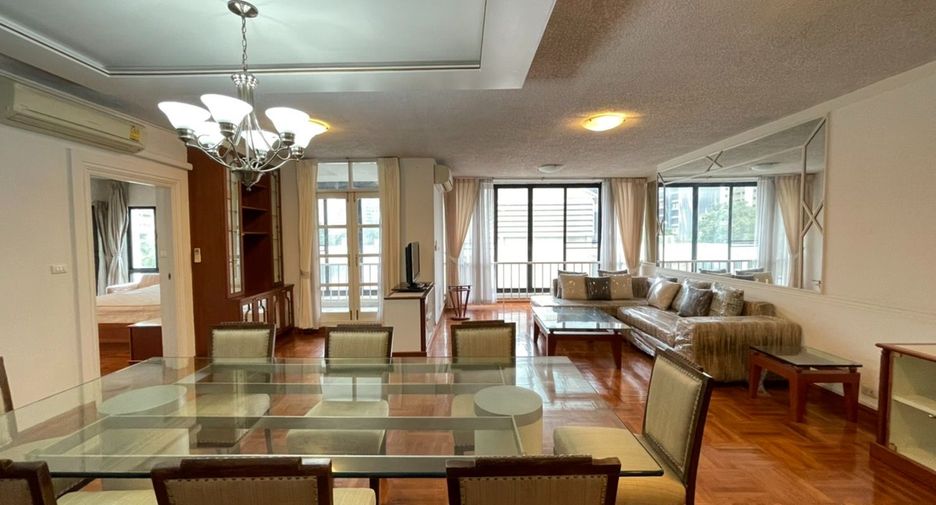 For rent 3 bedrooms apartment in Pathum Wan, Bangkok