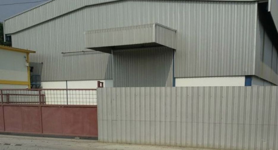 For rent 2 bed warehouse in Si Racha, Chonburi