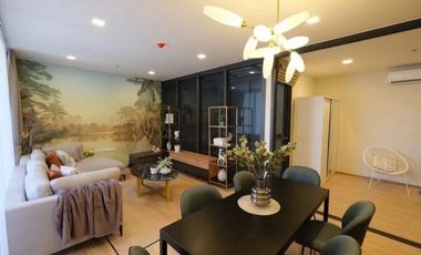 For sale 3 bed condo in Ratchathewi, Bangkok