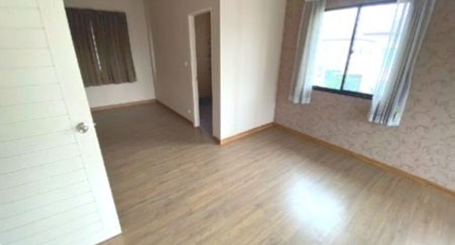 Продажа 4 спальни дом в Нонг Кхаем, Бангкок