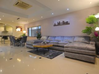 Haus zur Miete und zum Kauf mit 3 Zimmer in Bang Lamung, Chonburi