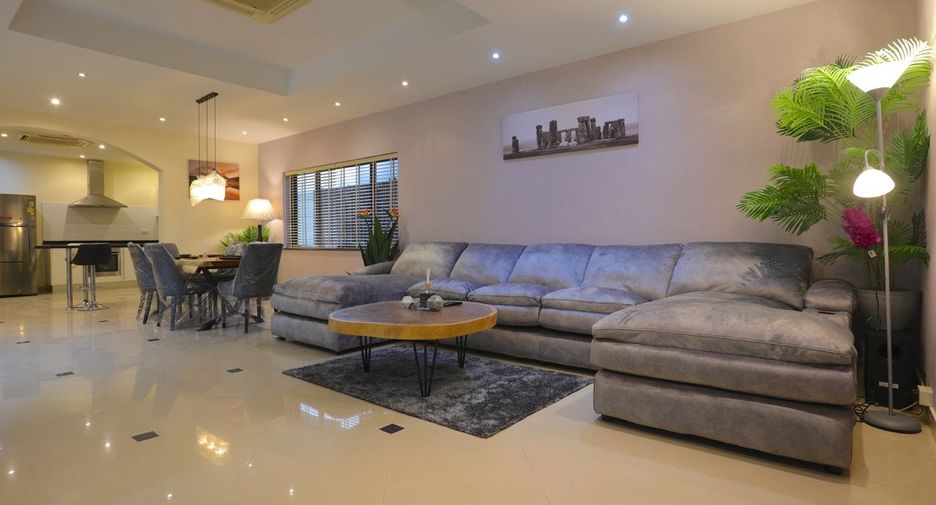 For sale 3 bed house in Bang Lamung, Chonburi