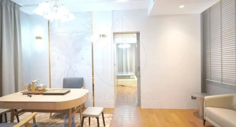 Haus zum Kauf mit 5 Zimmer in Yan Nawa, Bangkok