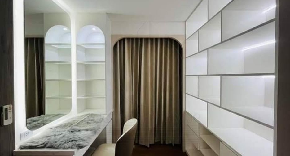 Haus zum Kauf mit 5 Zimmer in Yan Nawa, Bangkok
