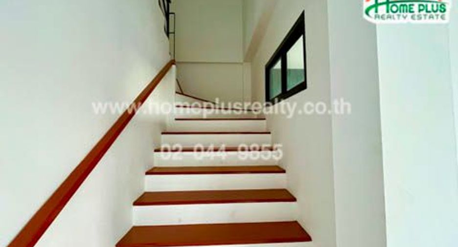 For sale 3 Beds townhouse in Mueang Rayong, Rayong