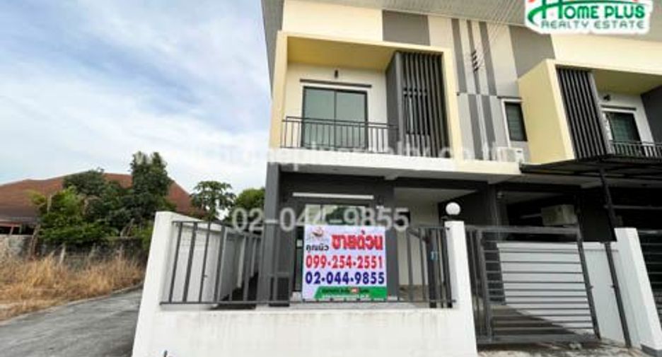 For sale 3 Beds townhouse in Mueang Rayong, Rayong
