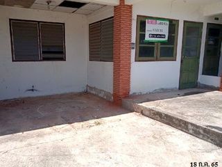 Casa adosada en venta de 2 habitaciones en Tha Yang, Phetchaburi