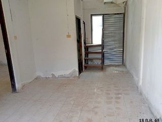 Casa adosada en venta de 2 habitaciones en Tha Yang, Phetchaburi