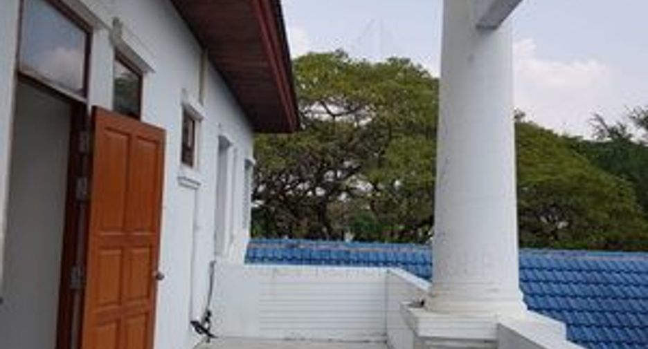 Haus zur Miete mit 6 Zimmer in Suan Luang, Bangkok