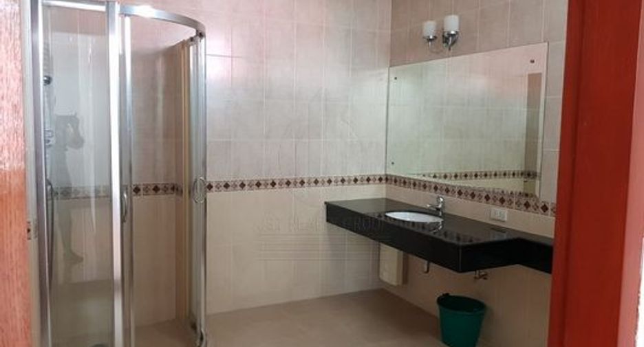 Haus zur Miete mit 6 Zimmer in Suan Luang, Bangkok
