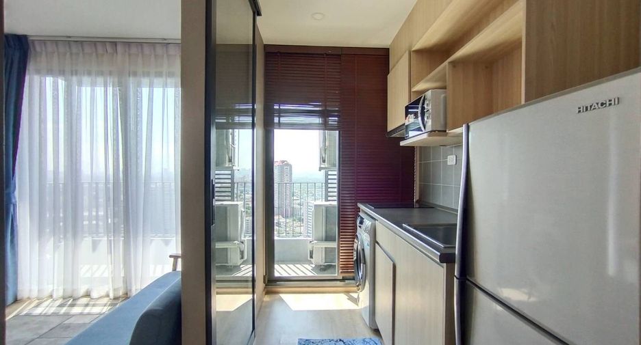 For rent 21 ベッドルーム condo in Bang Na, Bangkok