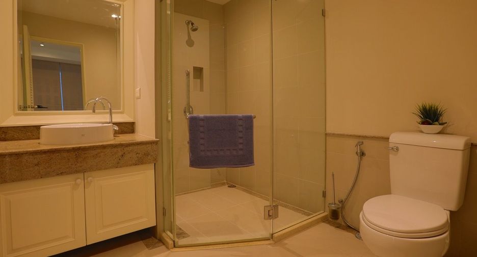 Condo en venta de 2 habitaciones en Sattahip, Chonburi