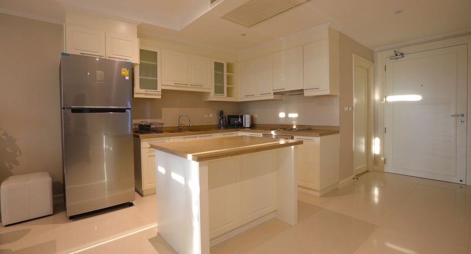 Condo en venta de 2 habitaciones en Sattahip, Chonburi