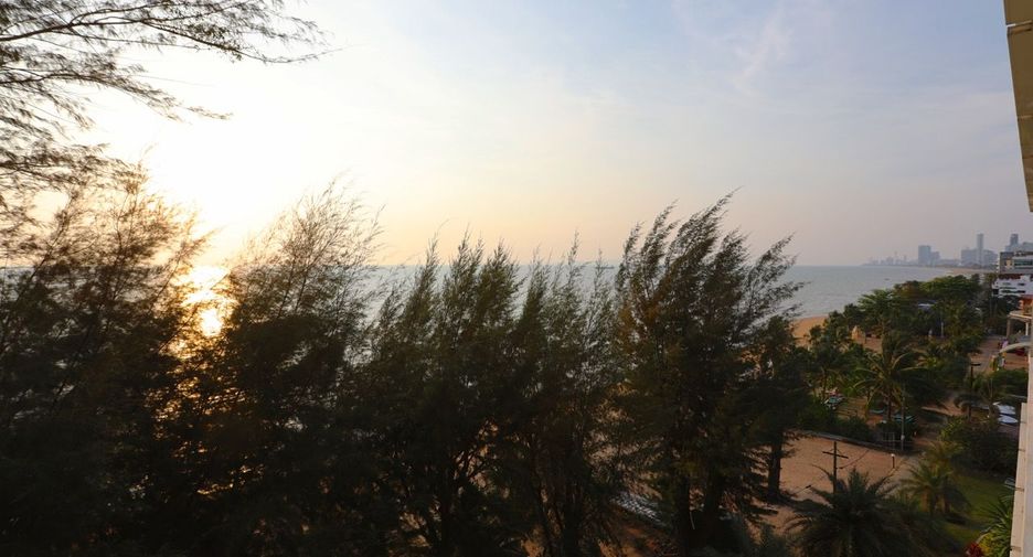 Condo en venta de 2 habitaciones en Sattahip, Chonburi