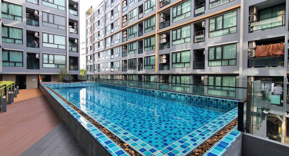 For sale 1 bed condo in Min Buri, Bangkok