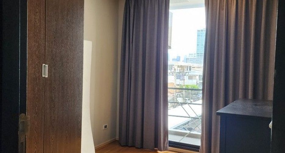 For rent そして for sale 2 Beds condo in Phaya Thai, Bangkok