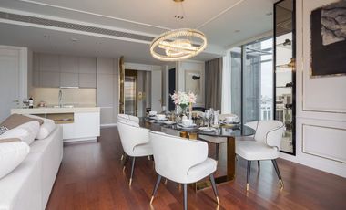 For sale 3 bedrooms condo in Khlong Toei, Bangkok