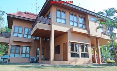 Продажа 4 спальни дом в Дои Сакет, Чианг Маи