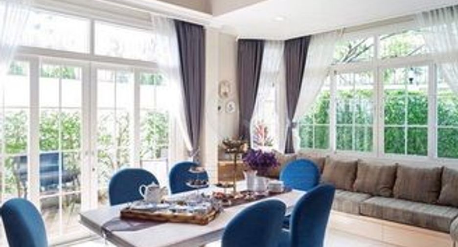 For sale 4 ベッドルーム house in Bang Na, Bangkok