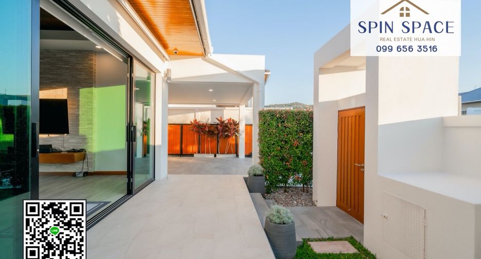 For sale 4 bedrooms villa in Hua Hin, Prachuap Khiri Khan