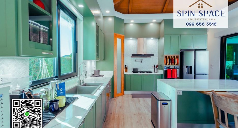 For sale 4 bedrooms villa in Hua Hin, Prachuap Khiri Khan