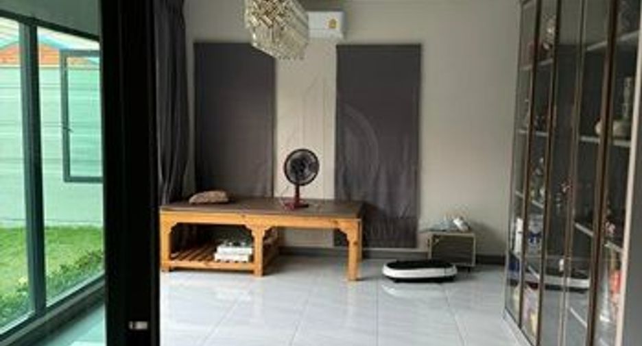 Haus zur Miete und zum Kauf mit 4 Zimmer in Prawet, Bangkok