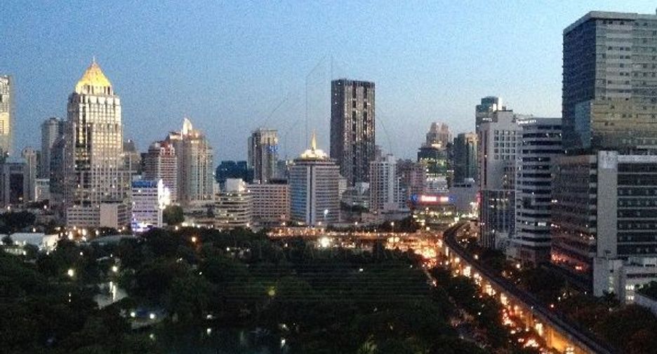 À louer 5 chambres condo à Pathum Wan, Bangkok