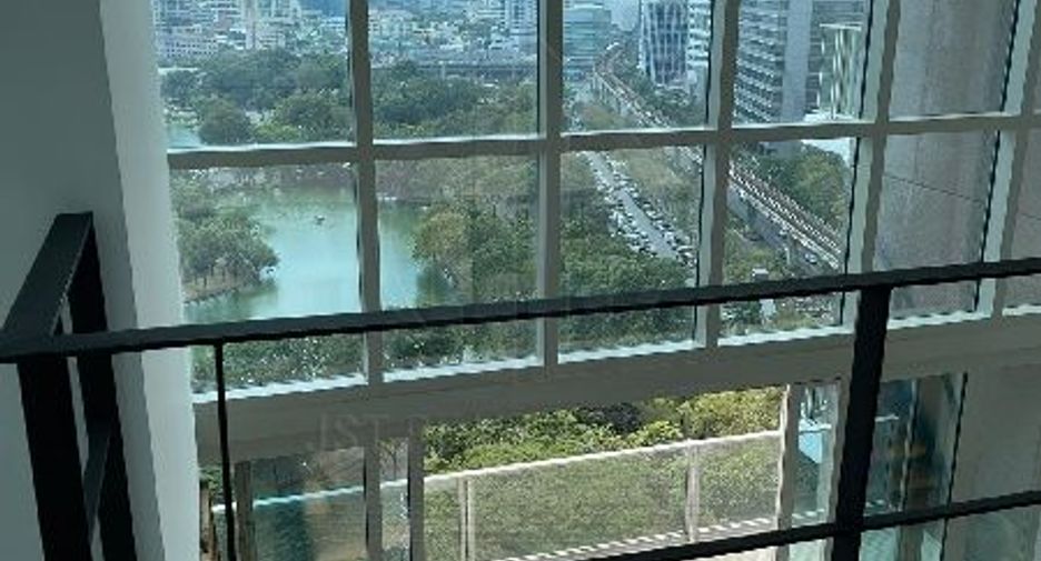 À louer 5 chambres condo à Pathum Wan, Bangkok
