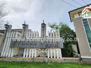 For sale 4 bedrooms townhouse in Mueang Pathum Thani, Pathum Thani