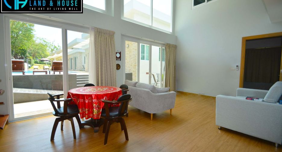 For sale 12 bedrooms hotel in Hua Hin, Prachuap Khiri Khan