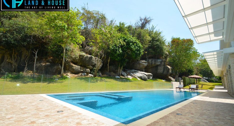For sale 12 bedrooms hotel in Hua Hin, Prachuap Khiri Khan