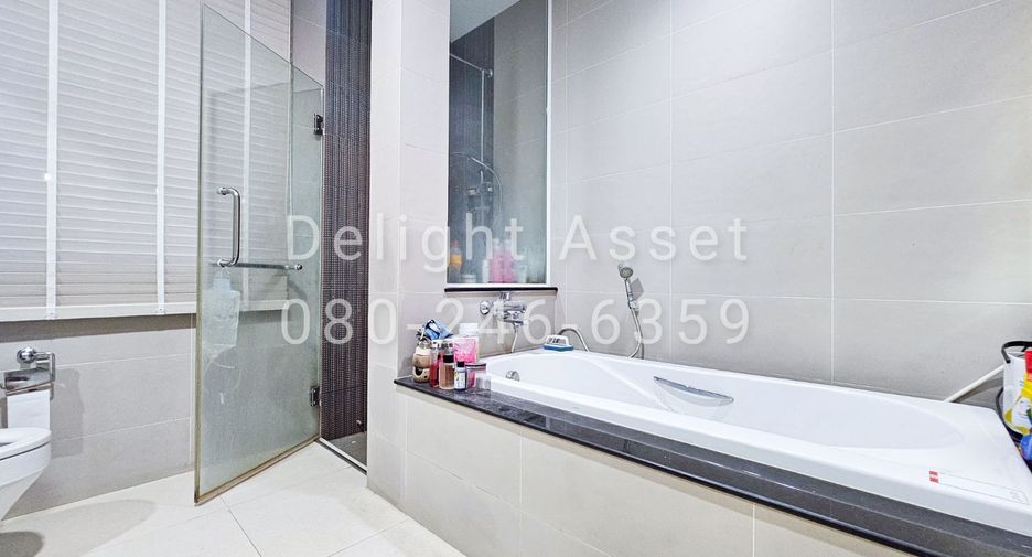Casa en venta de 4 habitaciones en Mueang Nonthaburi, Nonthaburi