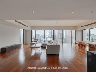 À louer 3 chambres condo à Pathum Wan, Bangkok