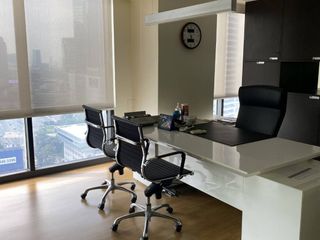For sale 5 bed office in Watthana, Bangkok