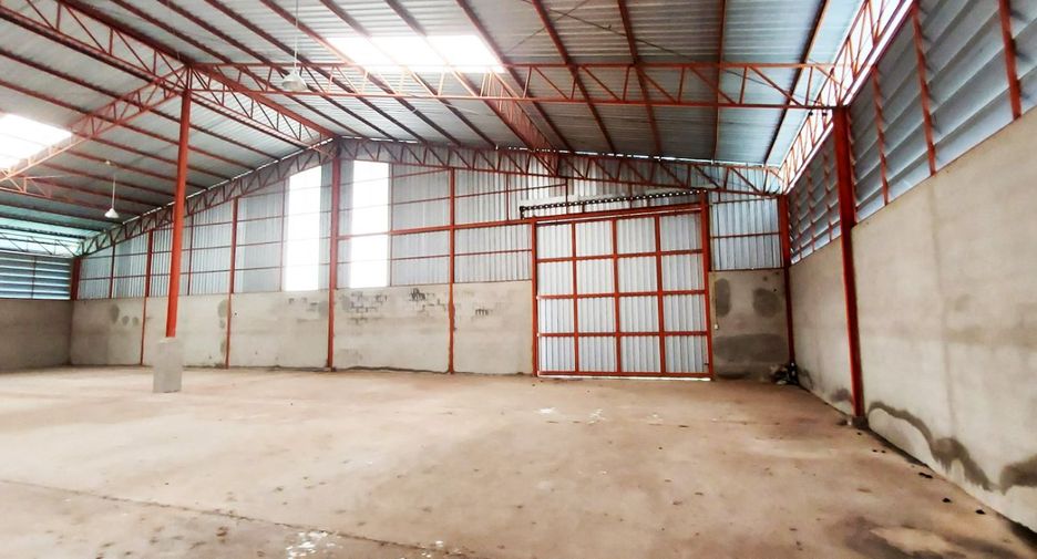 For sale 6 bedrooms retail Space in Klaeng, Rayong